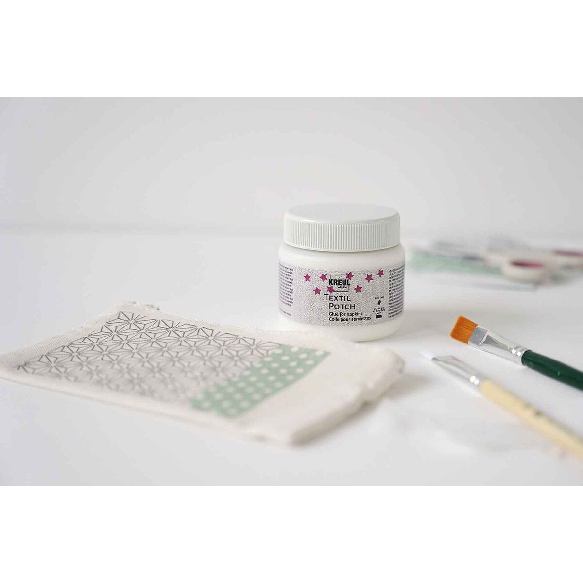 kreul-textil-potch-150-ml-4D7F657A3.jpg