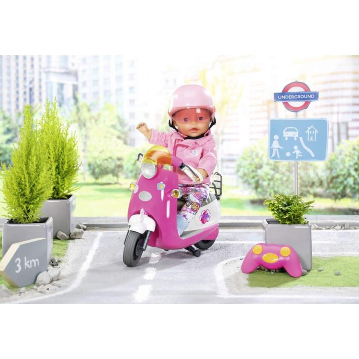 BABY born® City RC Scooter