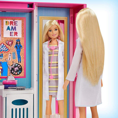 Barbie Traum Kleiderschrank ausklappbar mit Puppe, Zubehör und Puppen-Kleidung