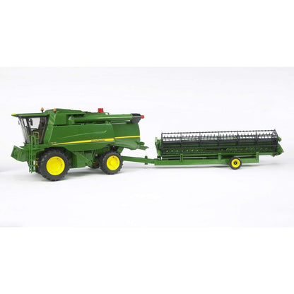 BRUDER® 2132 John Deere Mähdrescher T670i