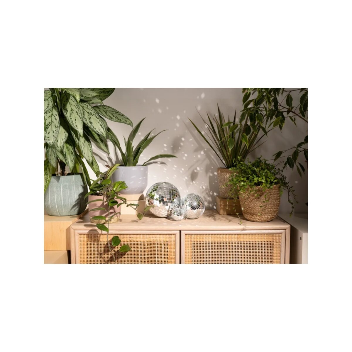 folia-mirror-tile-rolls-size-EC72F8F15.jpg