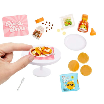 MGA Entertainment Miniverse - Make It Mini Food Diner Series 1 Minis, 1 Stück, sortiert