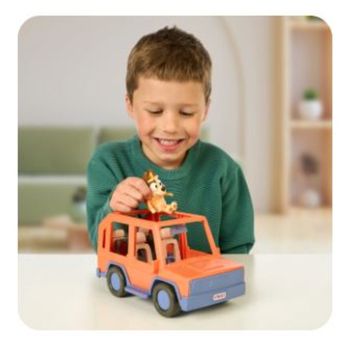 moose-toys-bluey-der-familienwagen-3C2214893.jpg