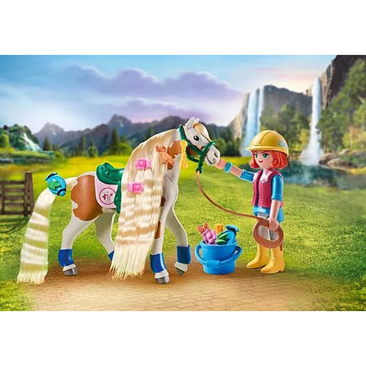 PLAYMOBIL® 71639 Horses of Waterfall - Ellie & Pferd mit Kreppeisen