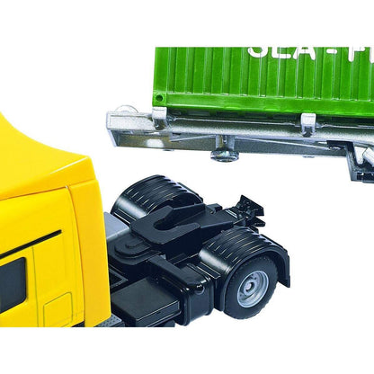 siku-3921-lkw-mit-container-2270A64C6.jpg
