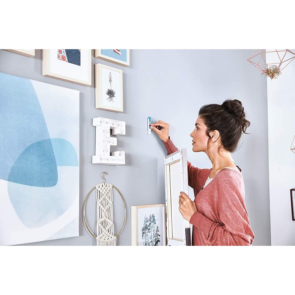 tesa-klebenagel---leinwand-CB39B3C26.jpg